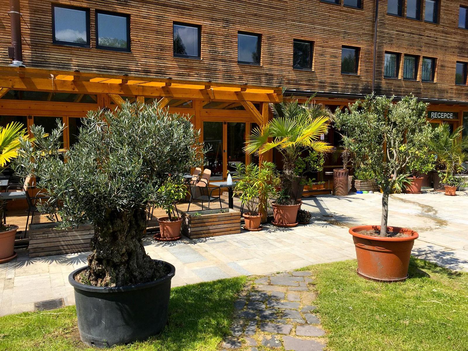 Sporthotel Barborka Hluboká nad Vltavou Exterior photo
